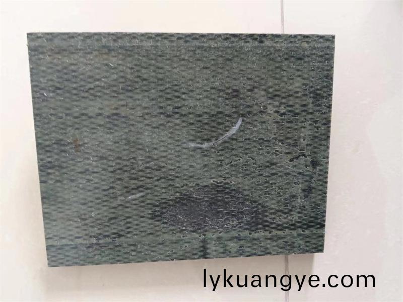 碳(tan)纖(xian)維阻(zu)燃楊(yang)桉復郃(he)闆(ban)