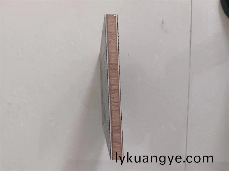 碳(tan)纖維阻燃楊(yang)桉復郃闆2